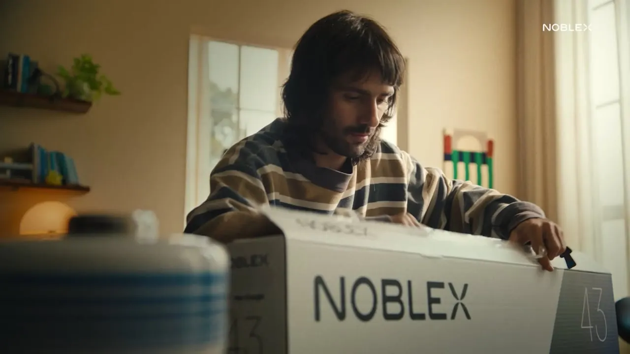 Fotograma del comercial de Noblex
